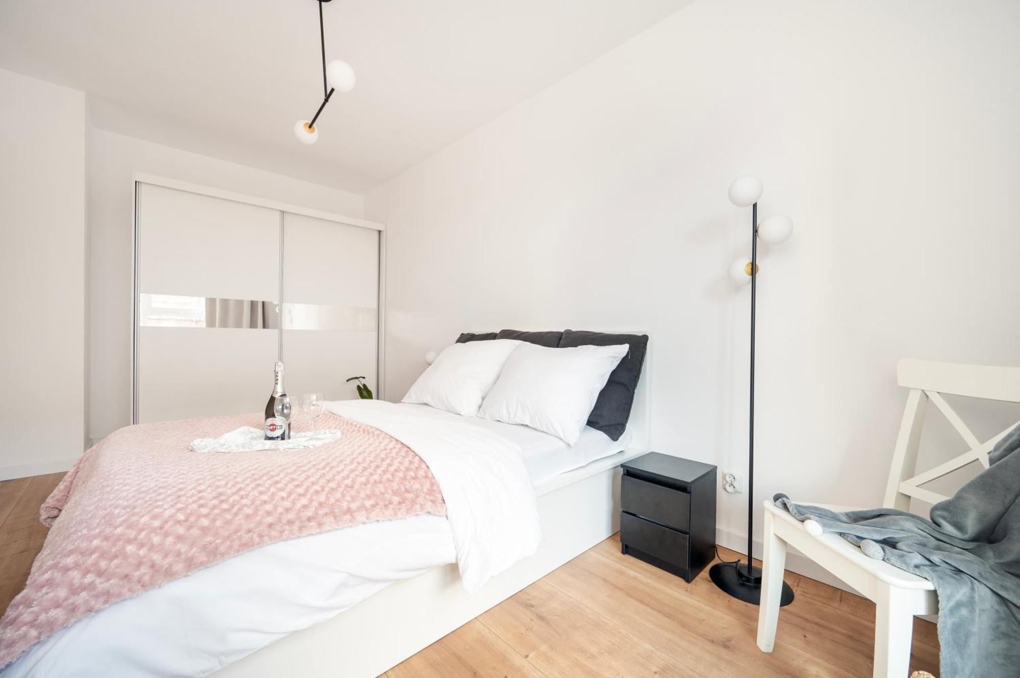 Komfortowe Apartamenty Z Garazem Na Milionowej Łódź Dış mekan fotoğraf